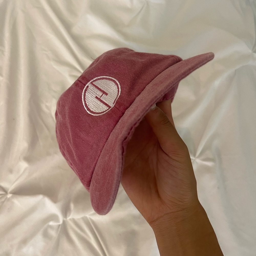 H HAT